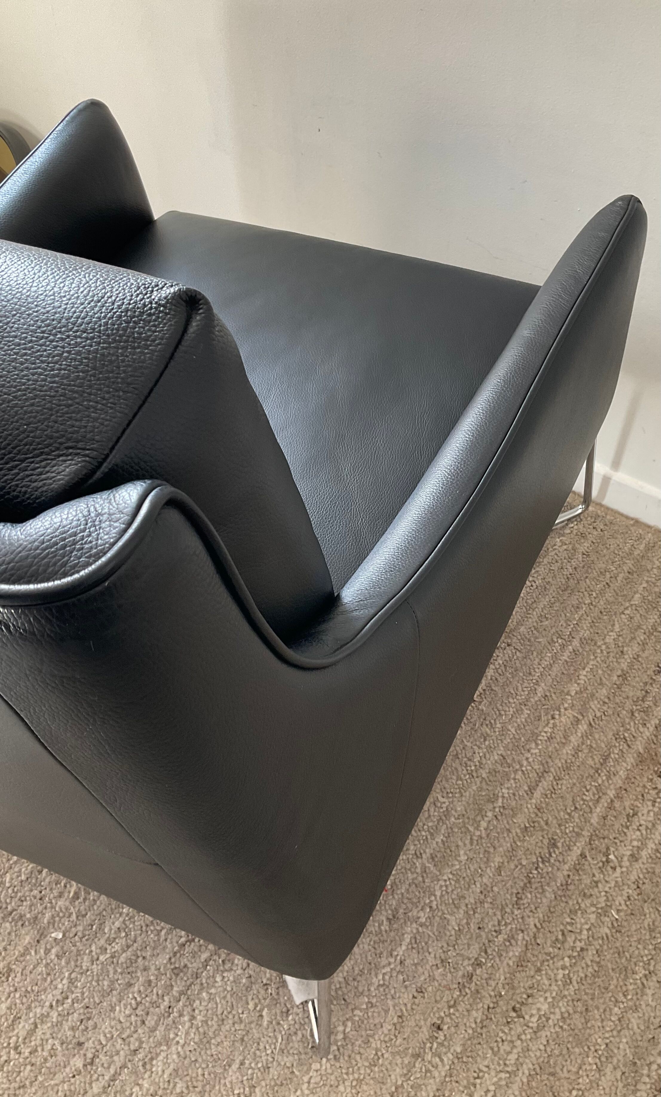 Leather armchair Natuzzi editions Italy