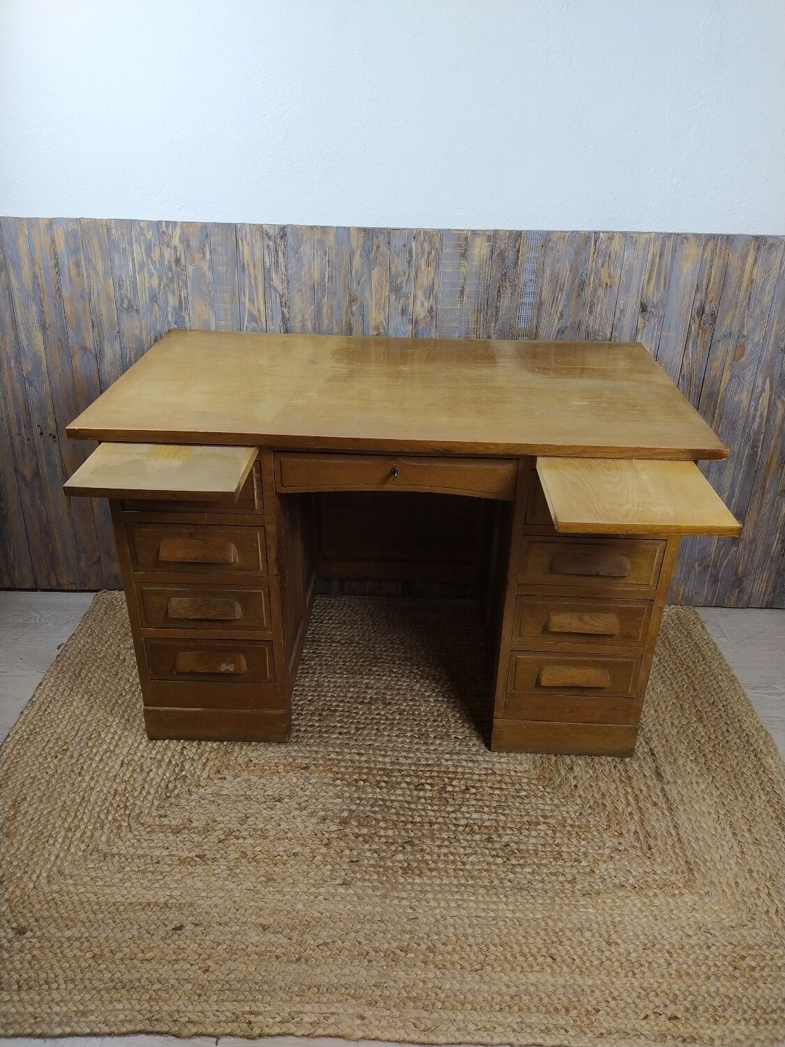 Bureau de maître d'ecole