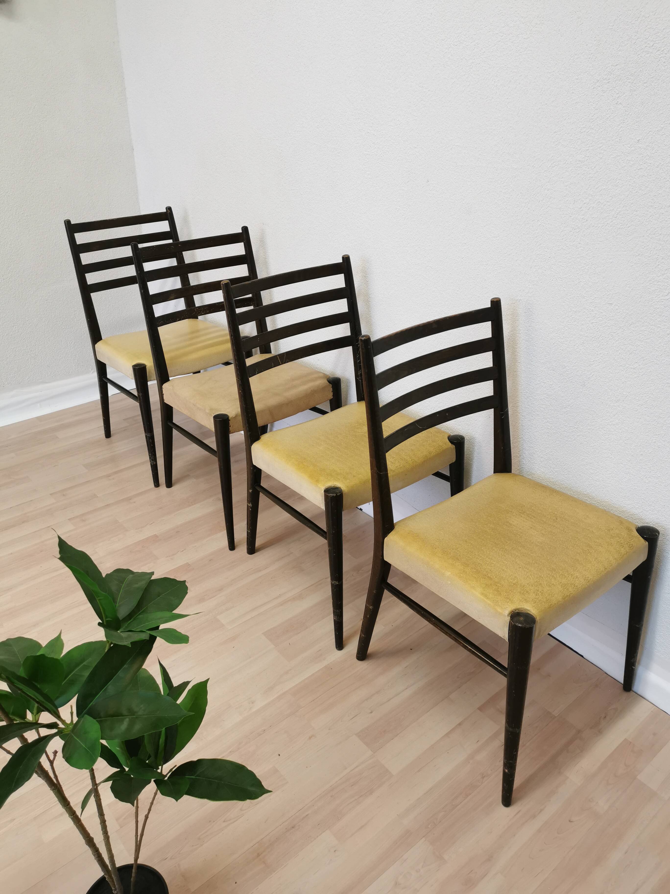 Set of 4 Vintage Wooden Dining Chairs: Beige Faux Leather, Mid-Century Retro