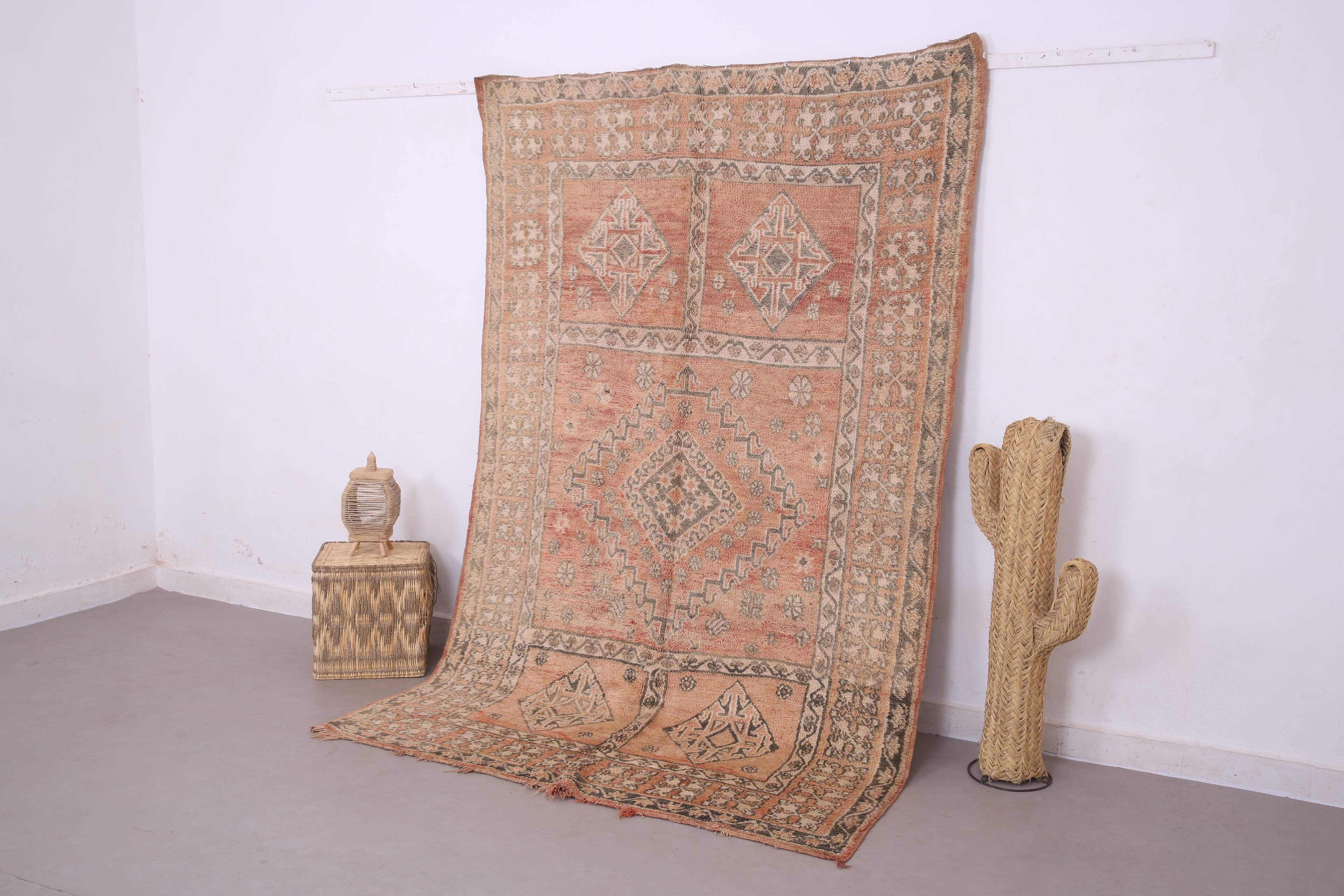 Peach Vintage Moroccan Rug 164 x 266 cm, Berber Wool Rug, Handmade Boho Rug