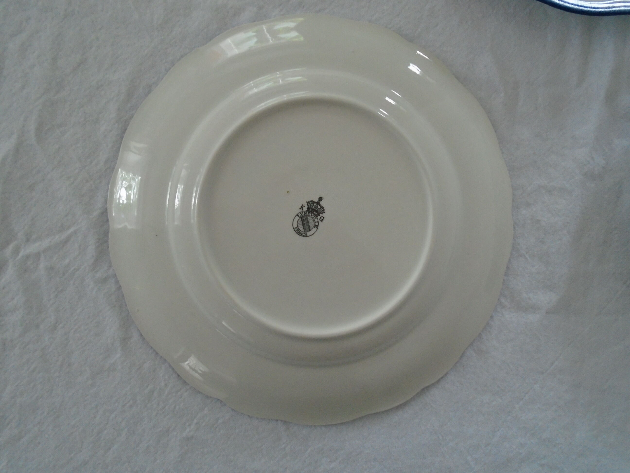 4 flat plates Keller & Guerin Luneville décor flowers Passionflower blue faience old