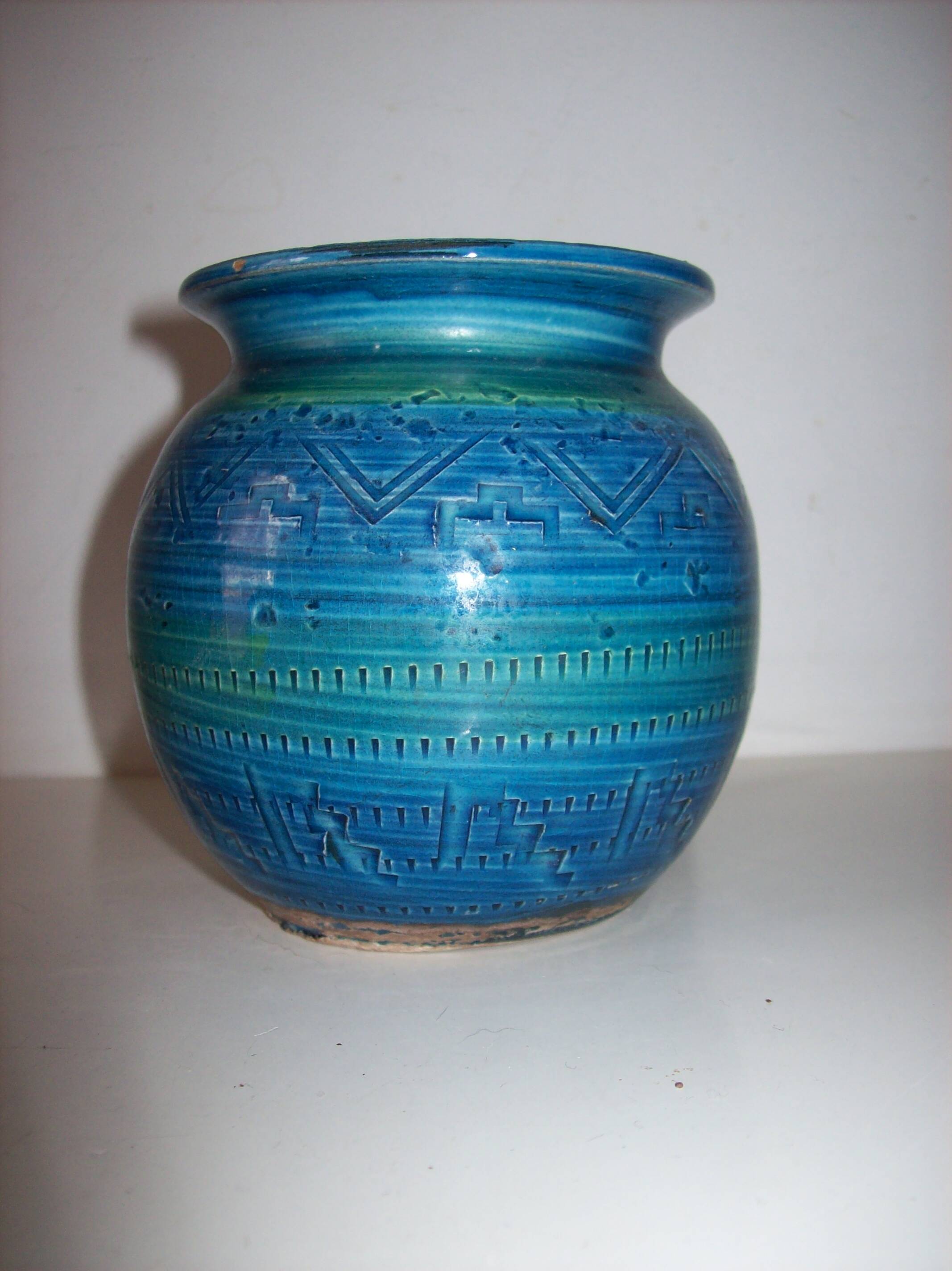 1960s vase by Aldo Londi for Bitossi in "Rimini blue" ceramic.