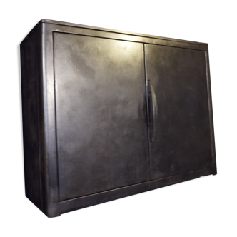 Wall cabinet