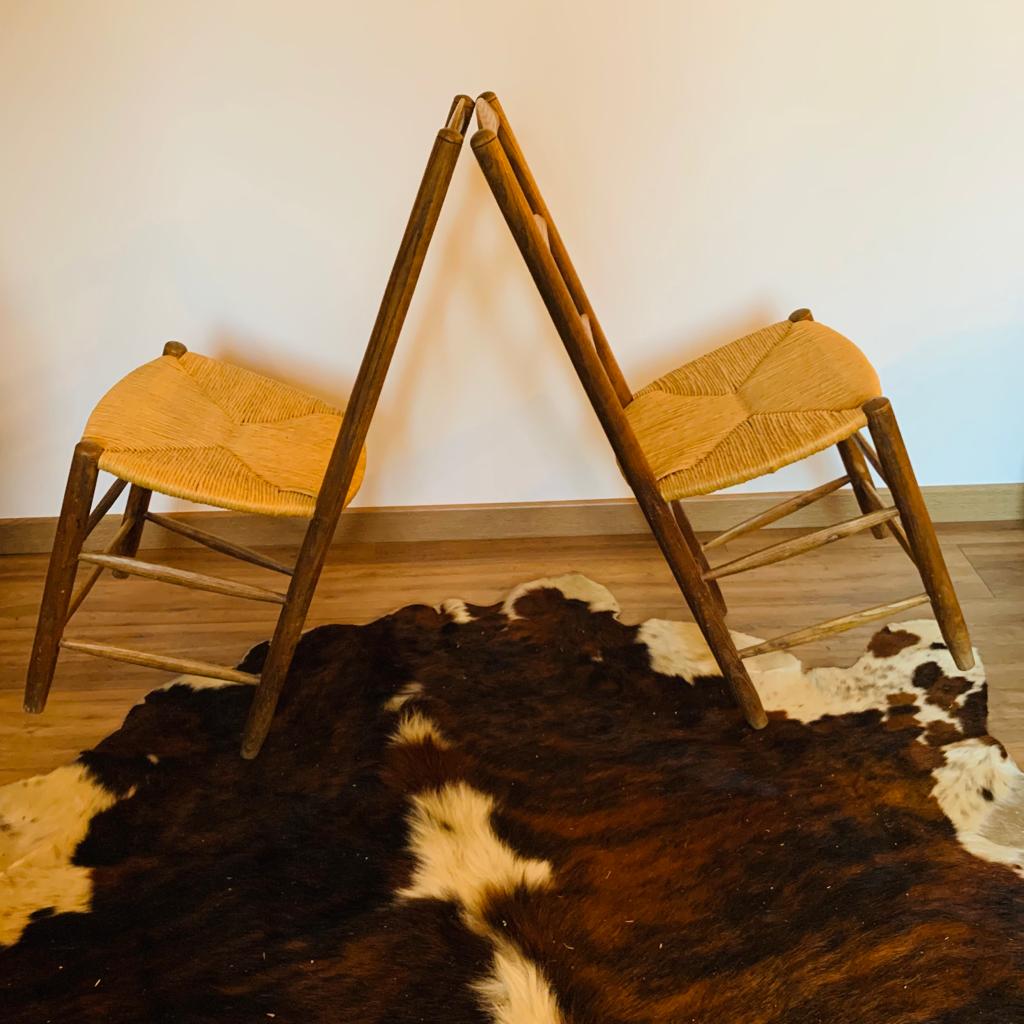 Pair of mulched chairs