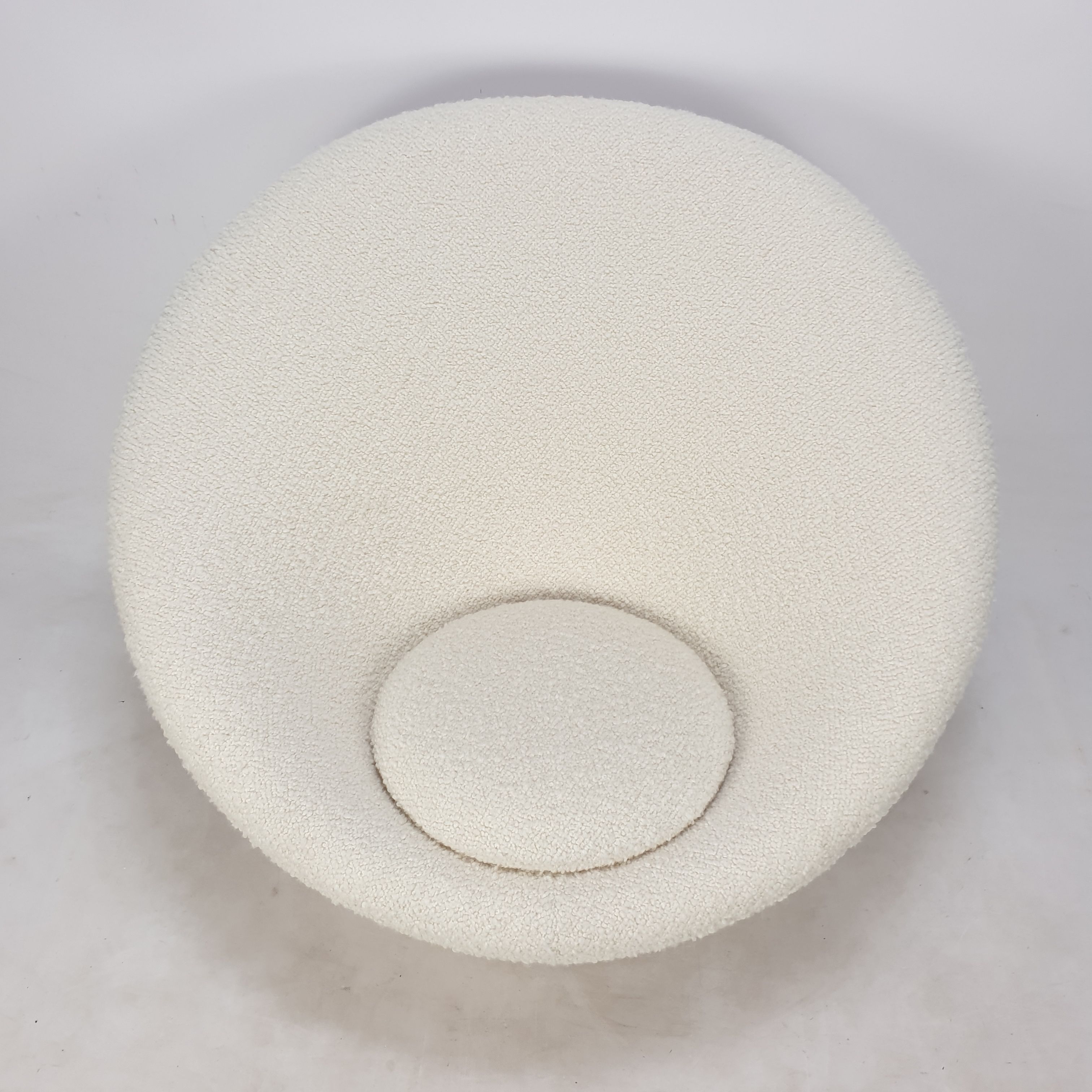 "Big" Mushroom armchair and pouf by Pierre Paulin for Artifort, 1960