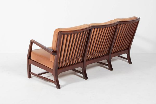 Canapé 3 places moderne danois du milieu du siècle avec coussins en cuir cognac