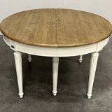 Extendable oak dining table, white legs, 4/6 place settings