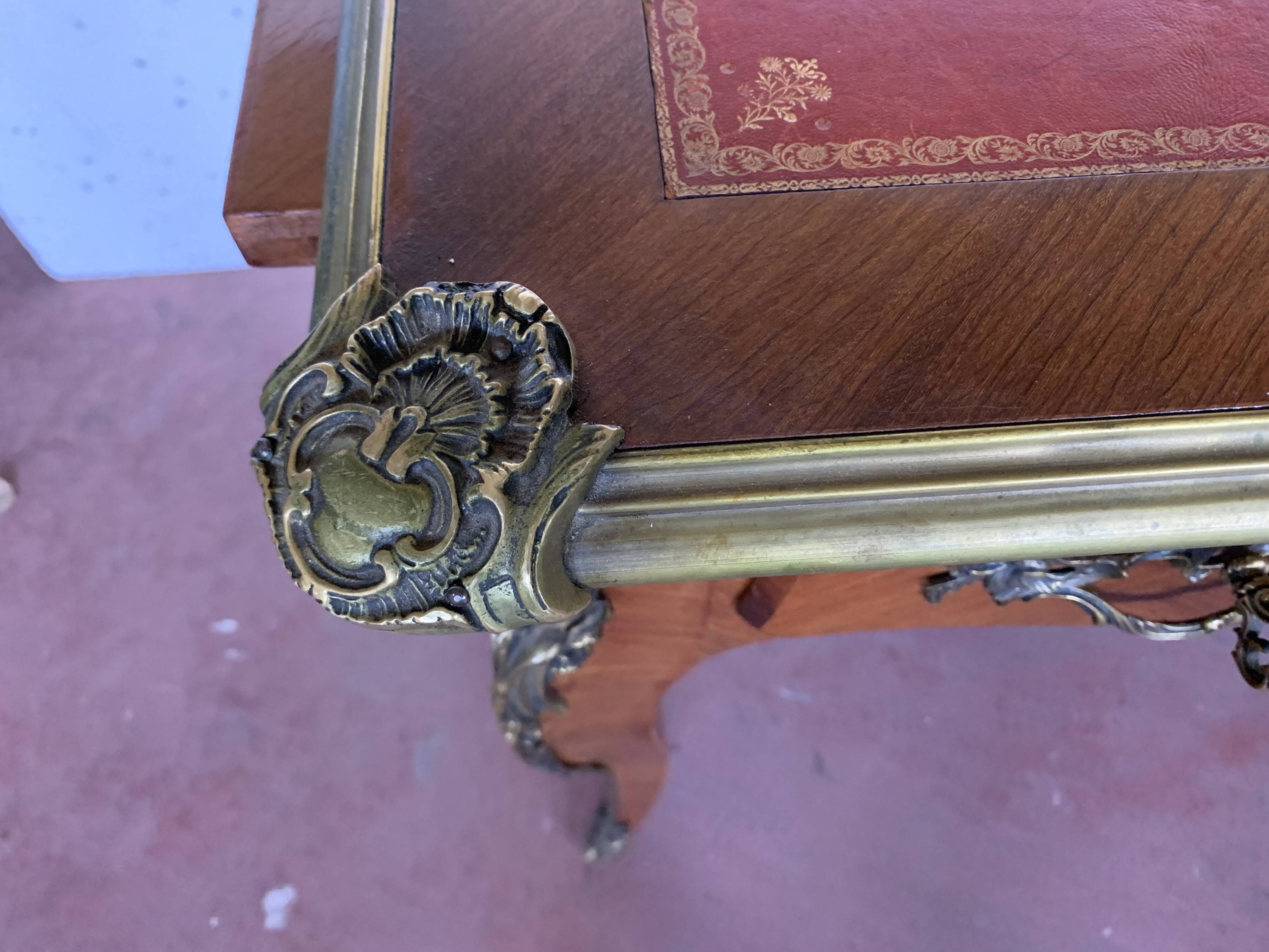 Louis XV style state desk Red leather top 20th century