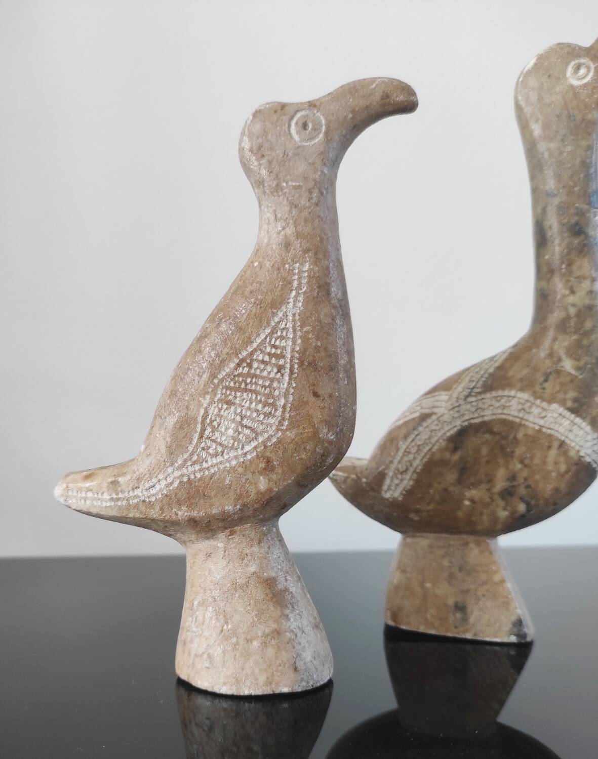 Two vintage birds in carved stone - Brutalist style / pop art