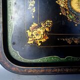 Large Napoleon III tray in black metal painted with floral decoration. 72x57 cm Good condition B795