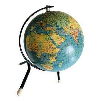 World map globe from the 1950s/1960s.