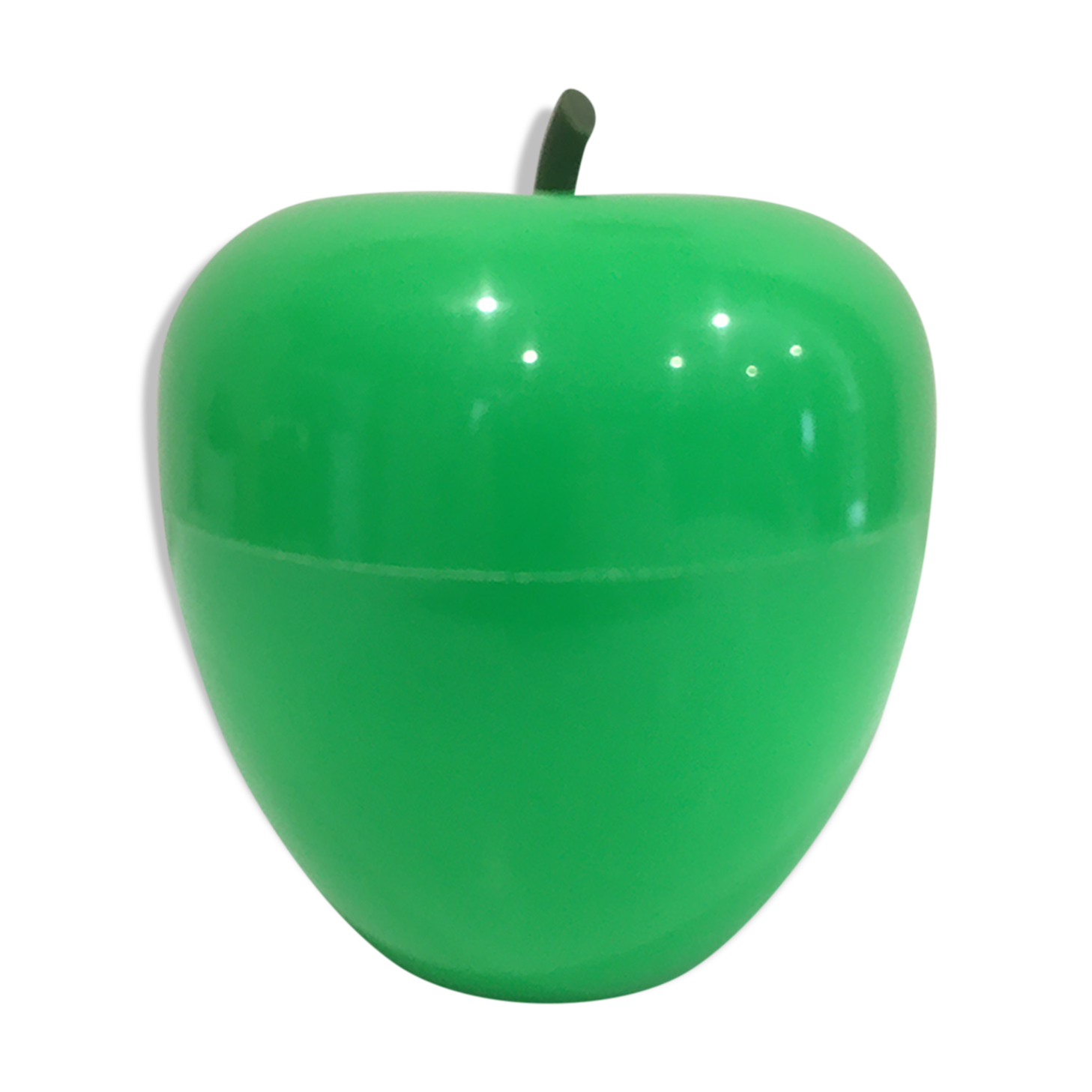 Ice cube apple