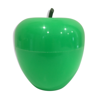 Ice cube apple