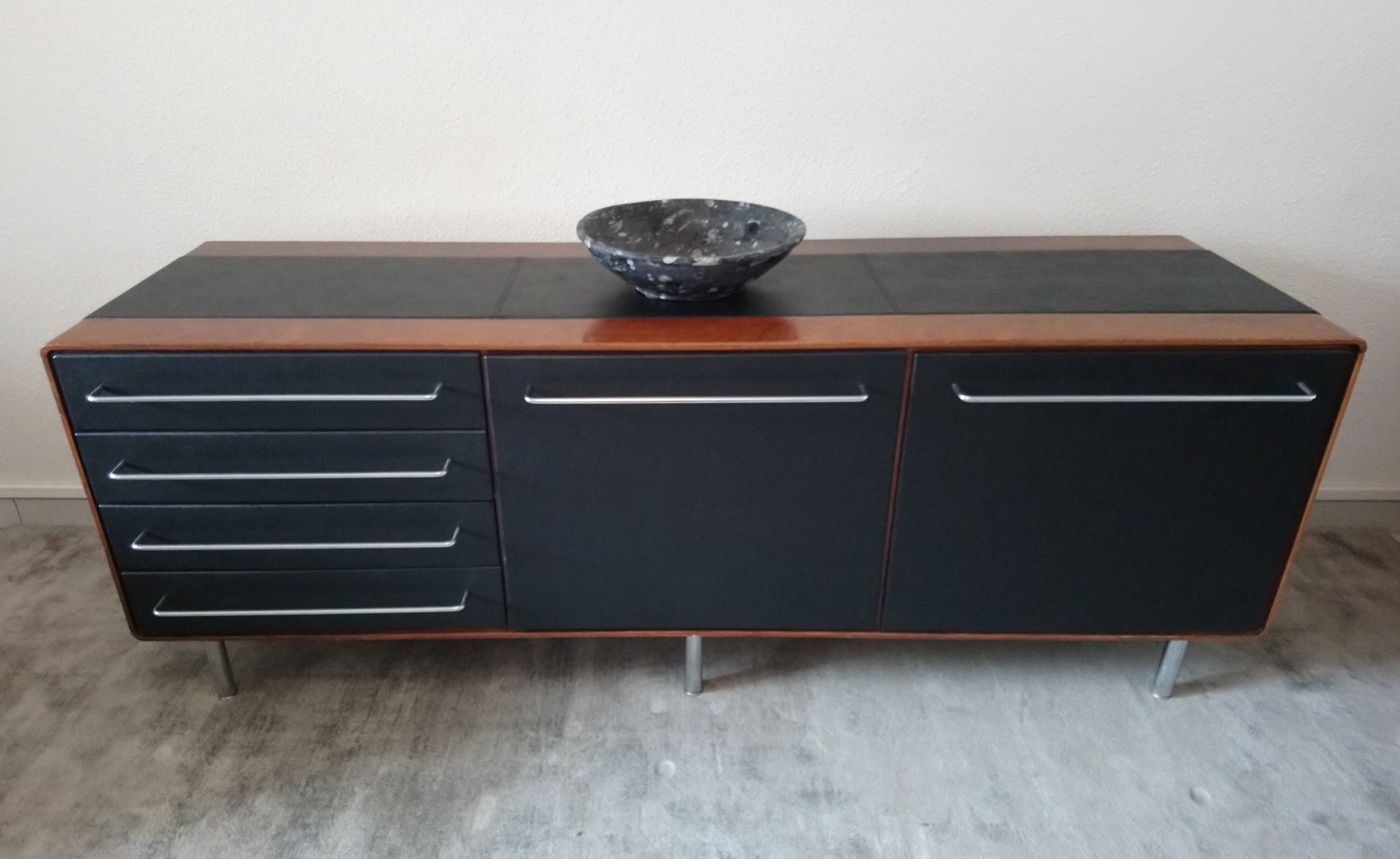 Rare row of wood and leatherette of the 60s 70s