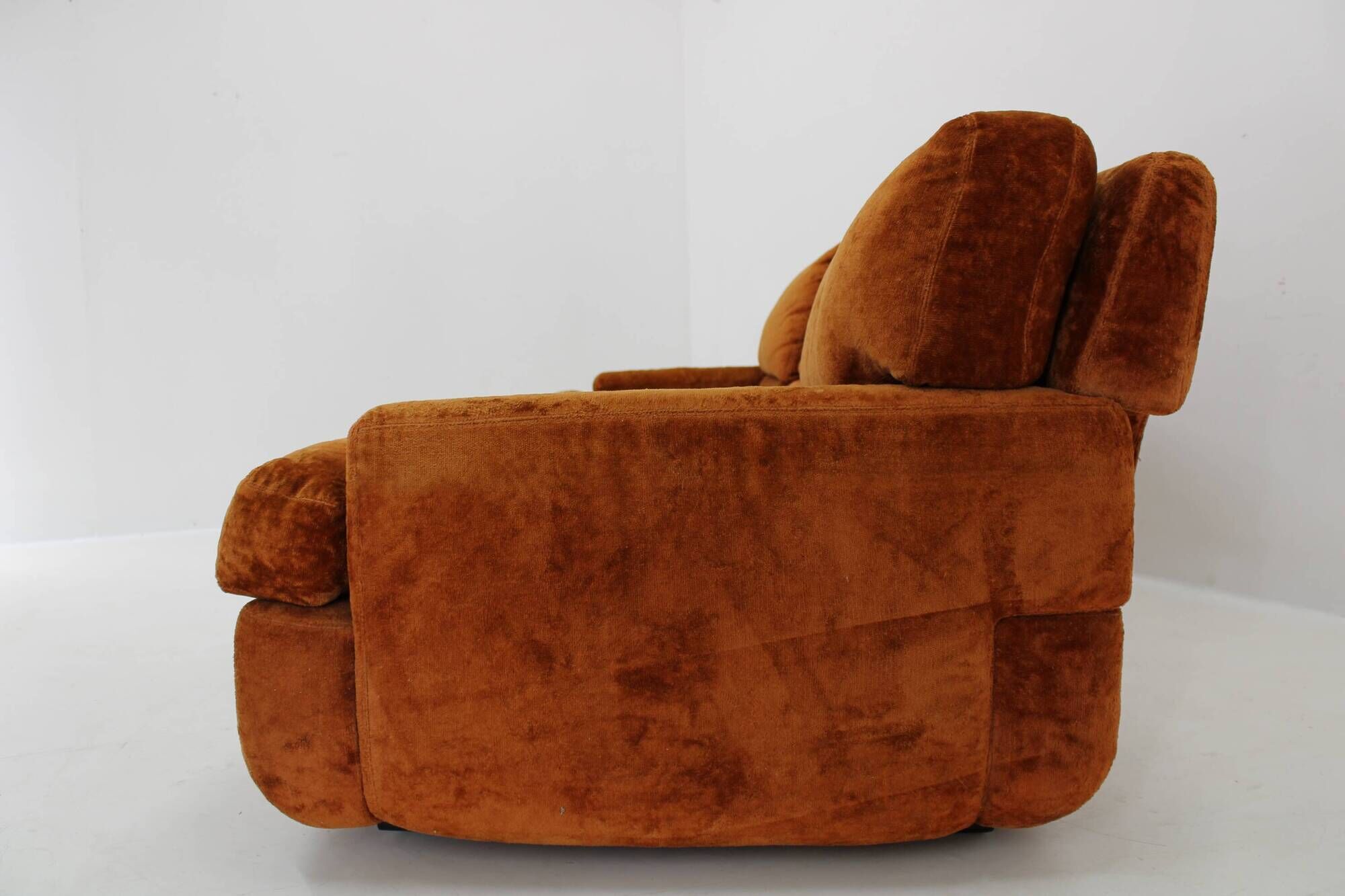 1970s Saporiti 3-Seater Sofa in Velvet ,Italy