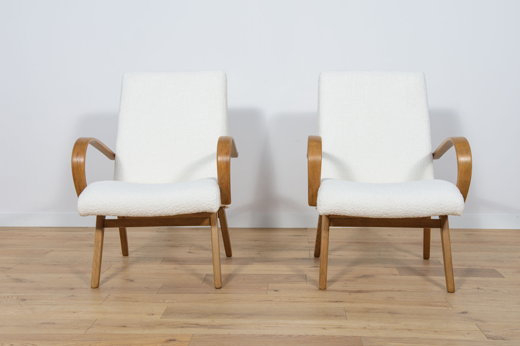 Model 53 Armchairs by Jaroslav Smidek for Ton, 1960s, Set of 2