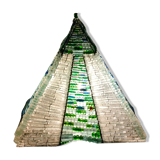 Glass pyramid lamp