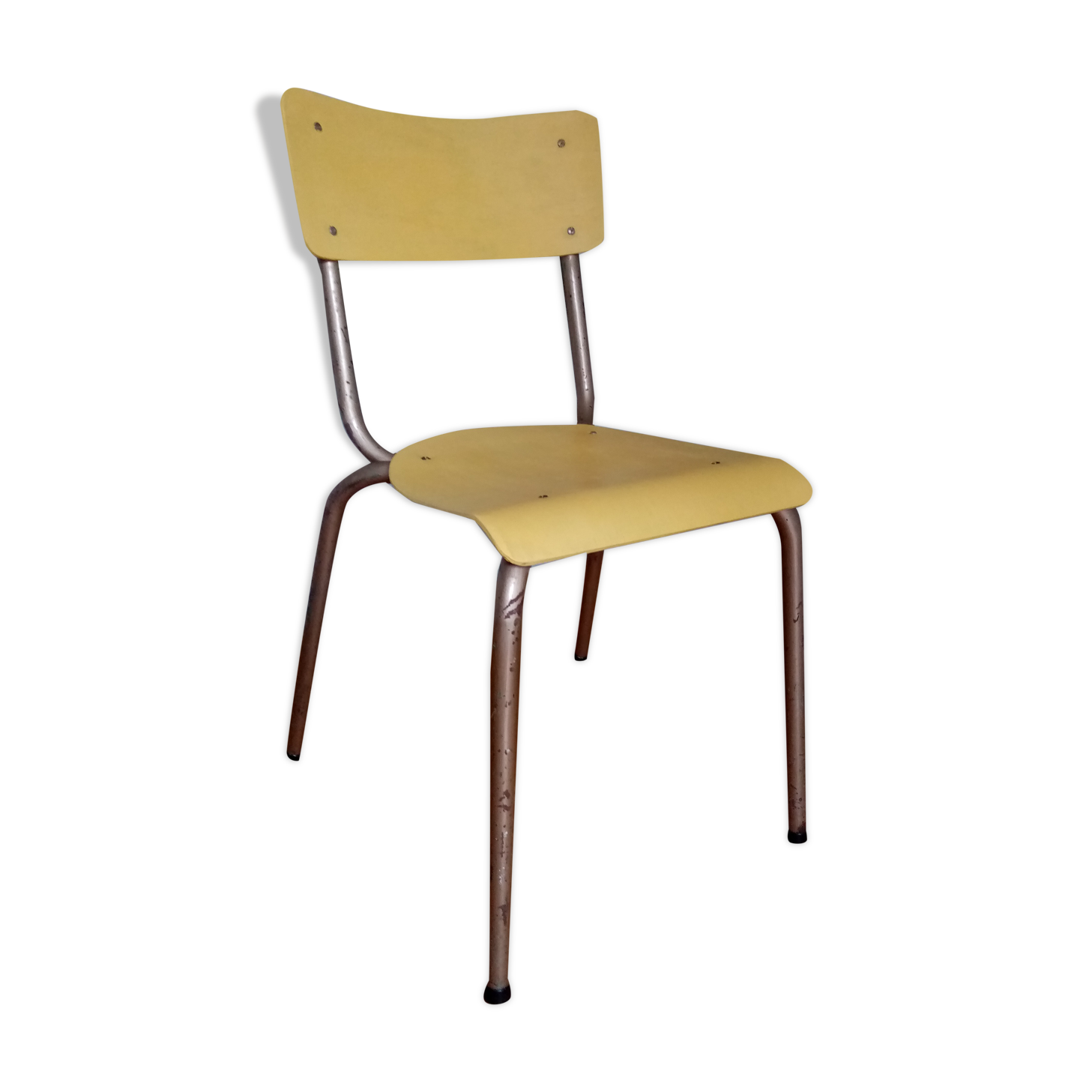 Chaise d'école adulte revisitée en jaune
