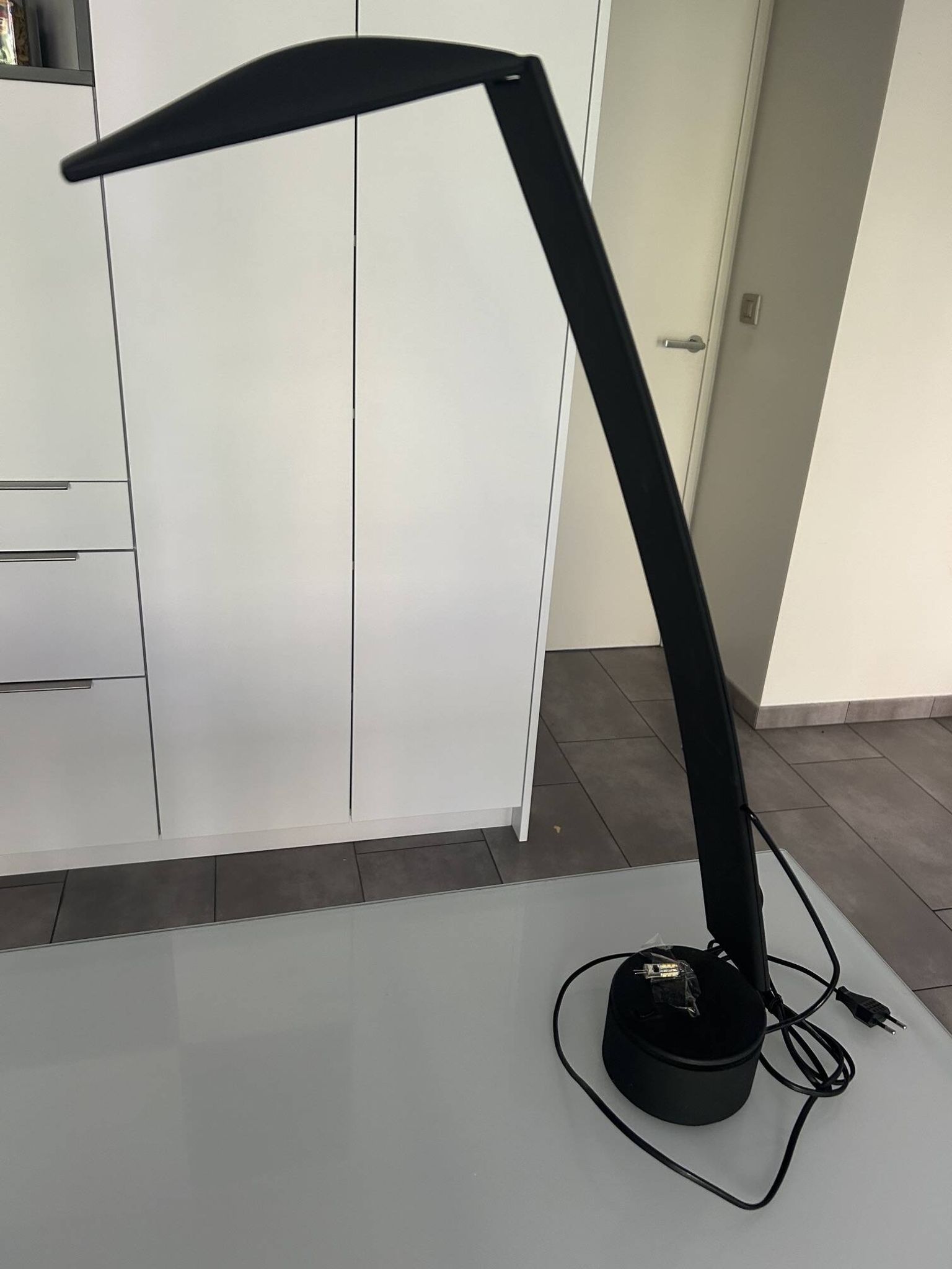 Black desk lamp