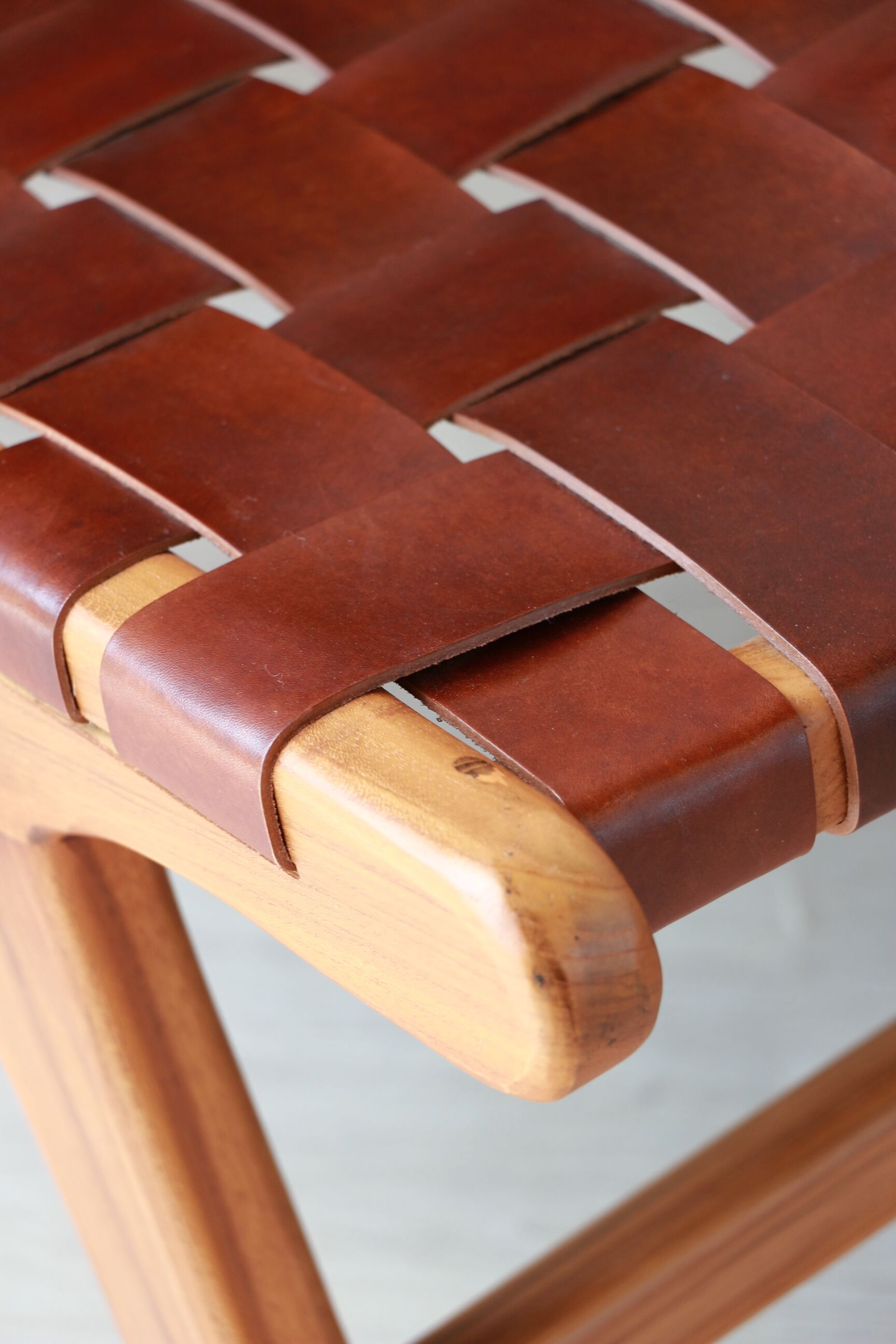 Pair of Teak & Leather heaters - model "Los Angeles" - Olivier de Schrijver