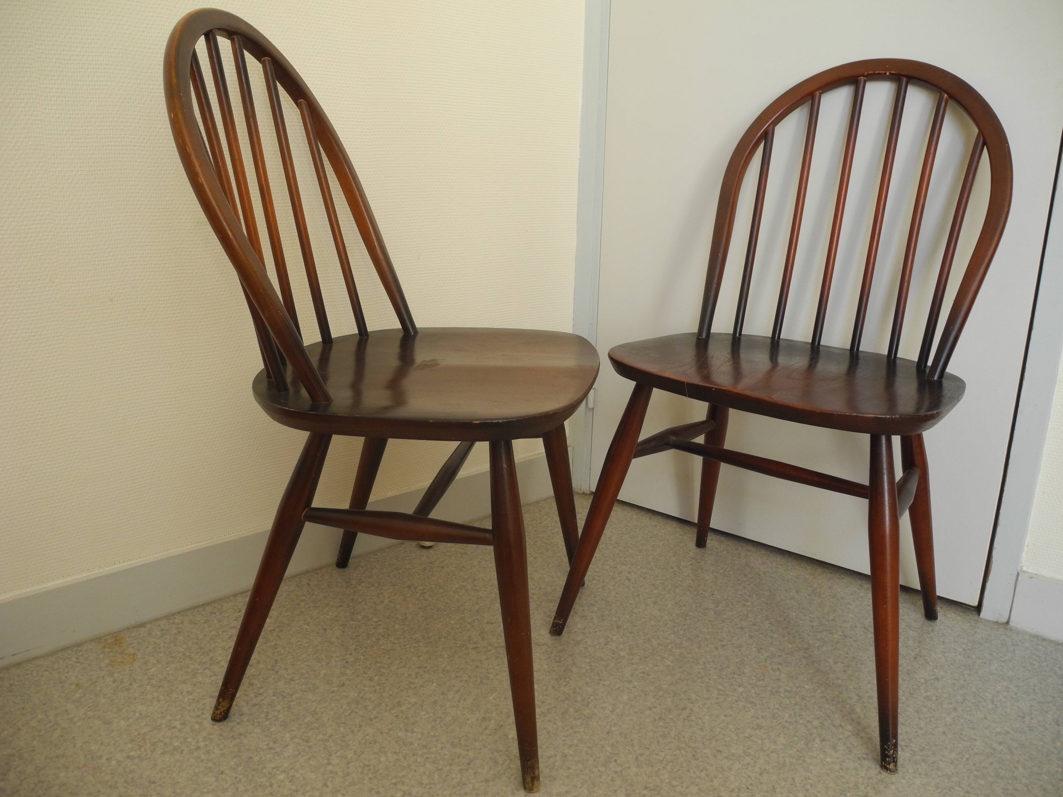 pair of Ercol Windsor BSHG 1960 2056 vintage decor dining chairs 60s
