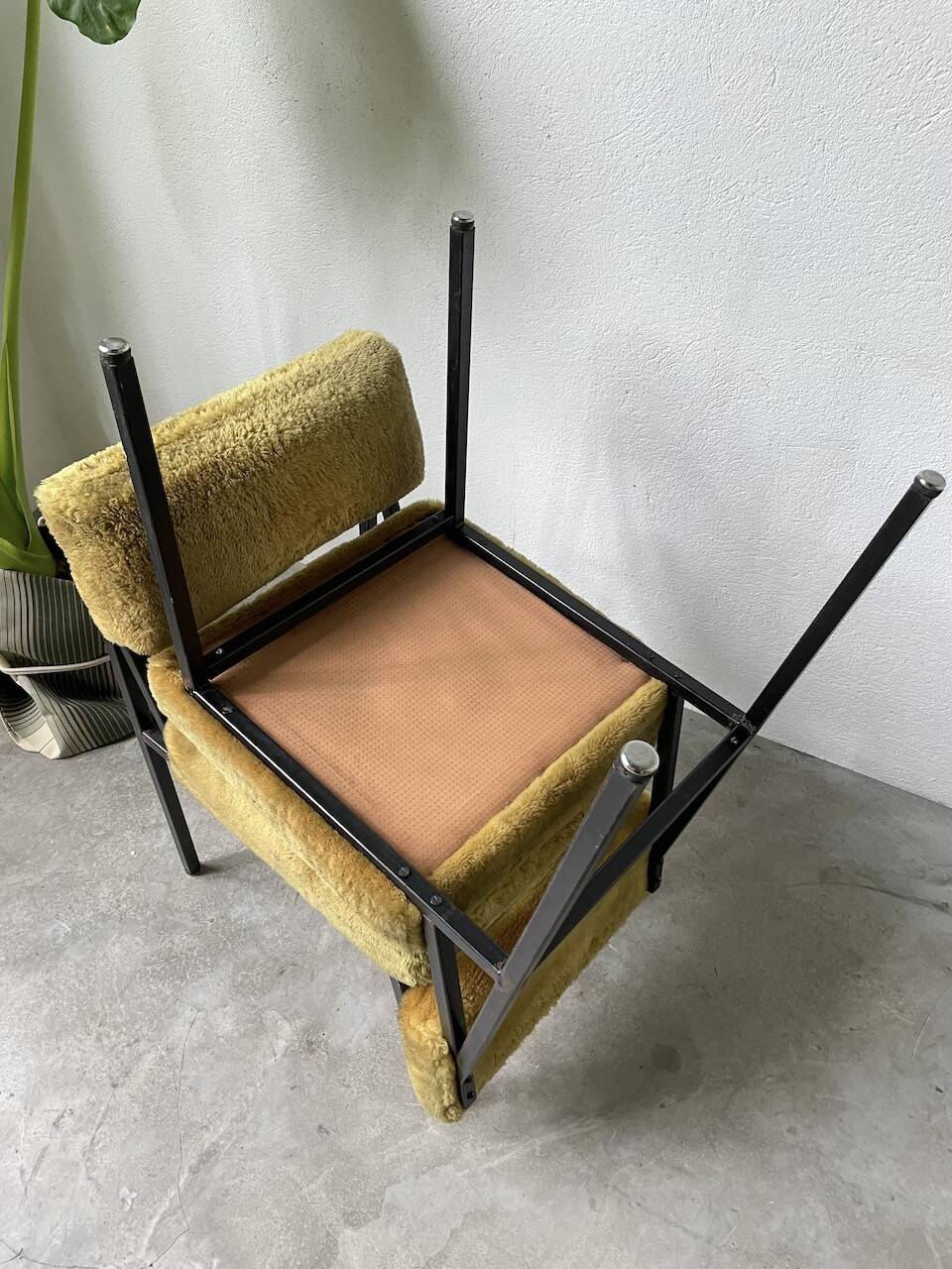 Set de trois chaises années 50