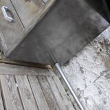 Strafor desk in brushed metal