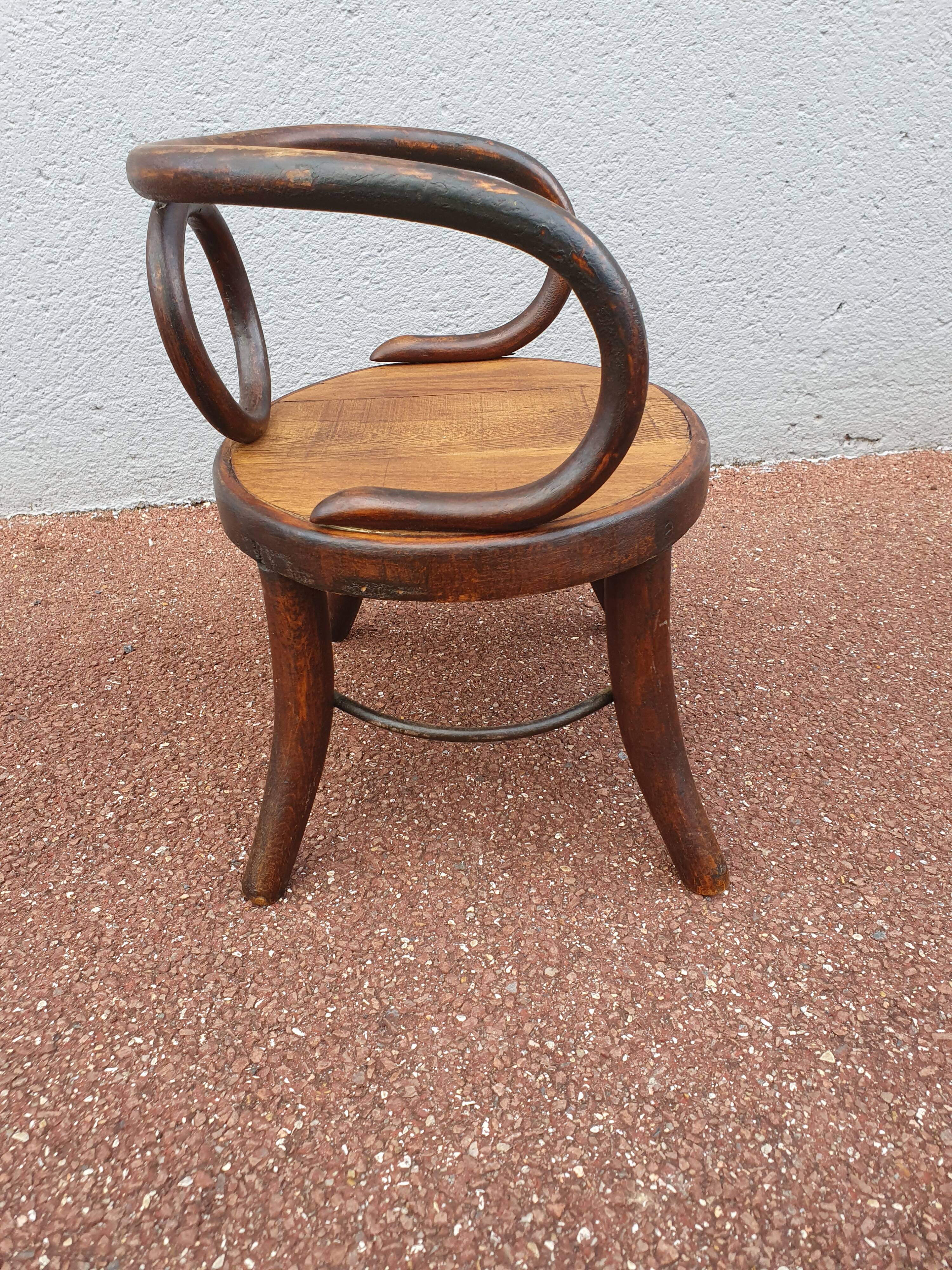 Petite chaise thonet