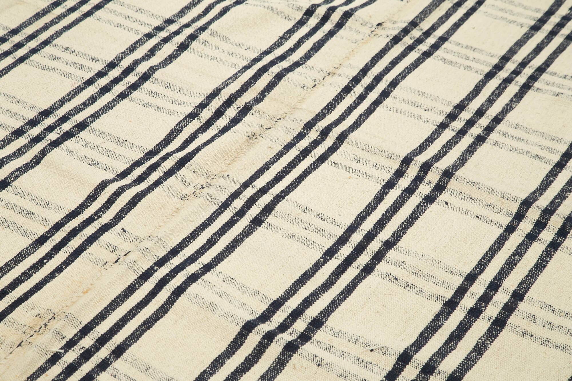 Turkish Handmade Vintage Anatolian Kilim 205 cm x 323 cm
