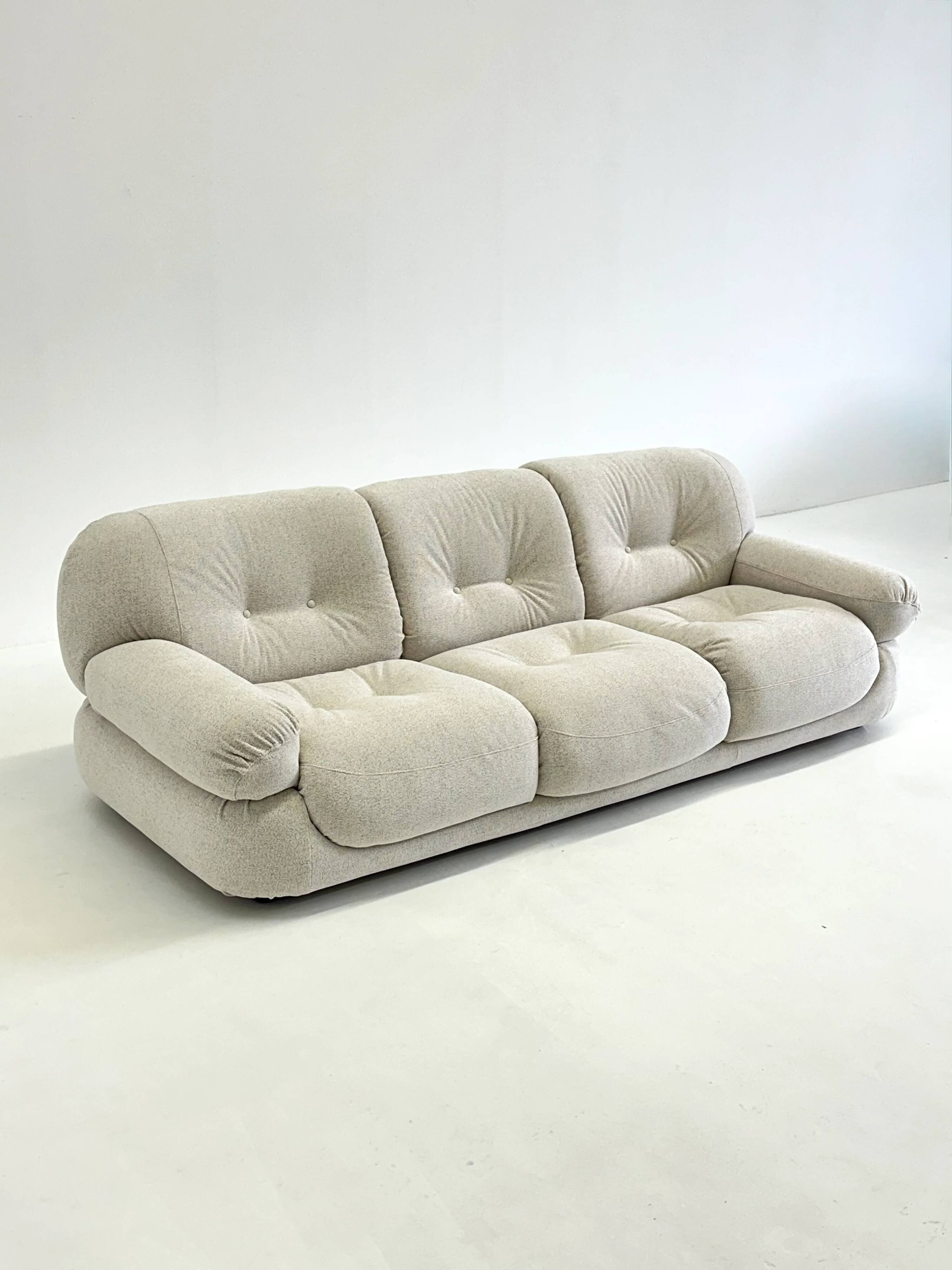 Sapporo three-seater sofa by Mario Marenco for Mobil Girgi in cream
