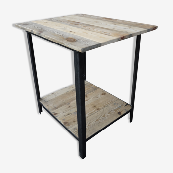 Standing table