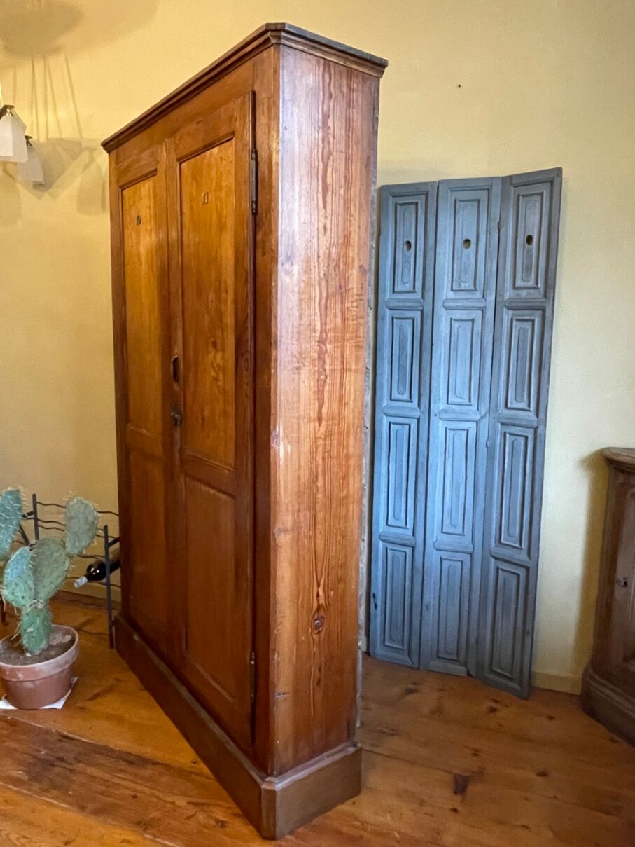 Wardrobe, kitchen cupboard, dresser, shelf.