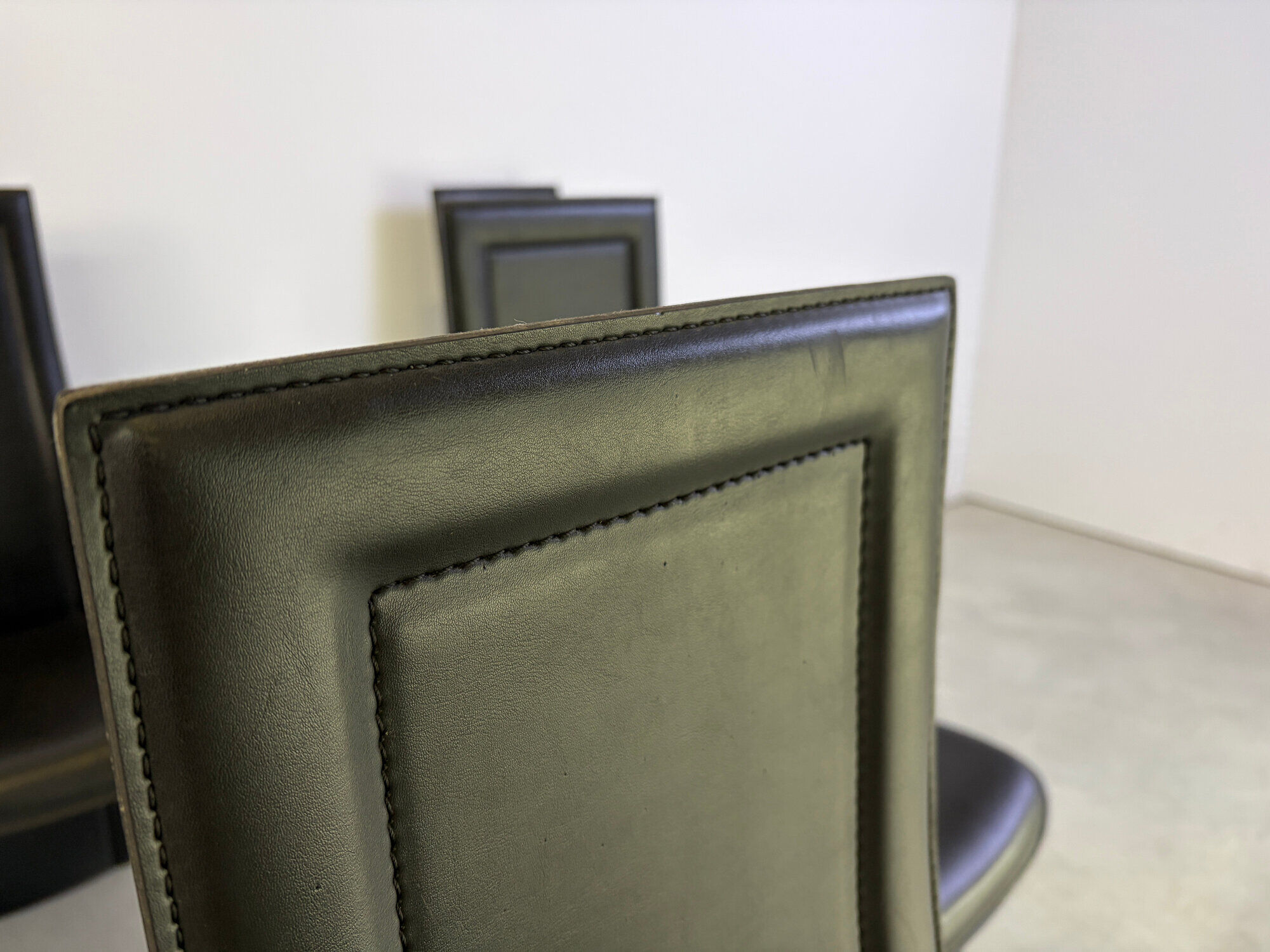 Vintage black leather dining chairs, set of 6, 1980s