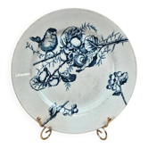 Assiette Terre de Fer HB & Cie Choisy-le-Roi – Oiseau & fruits – XIXe