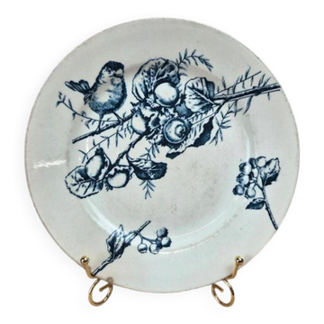 Plate Terre de Fer HB & Cie Choisy-le-Roi – Bird & fruits – 19th century