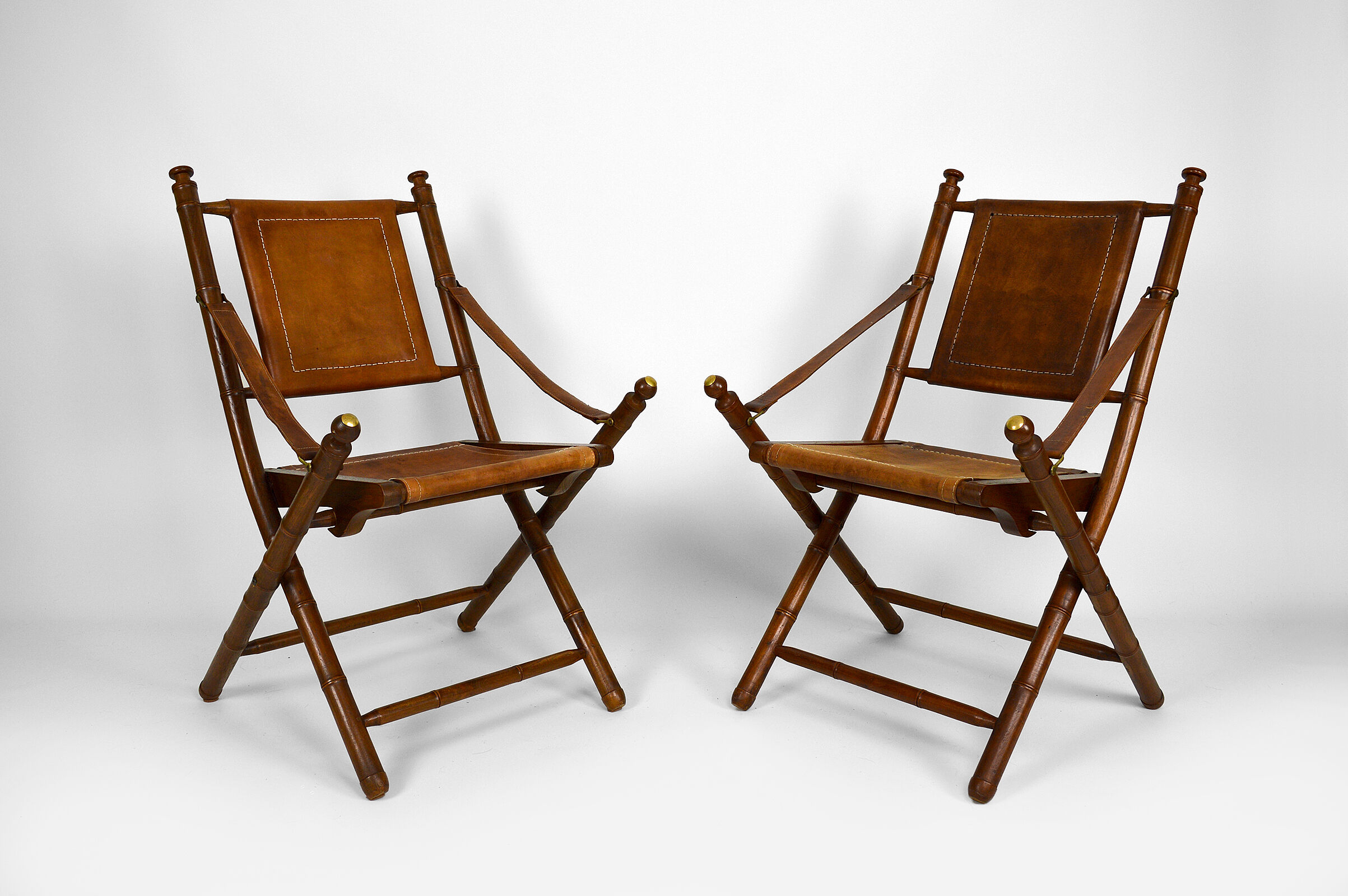 Pair of folding armchairs "safari", Japanese / colonial style