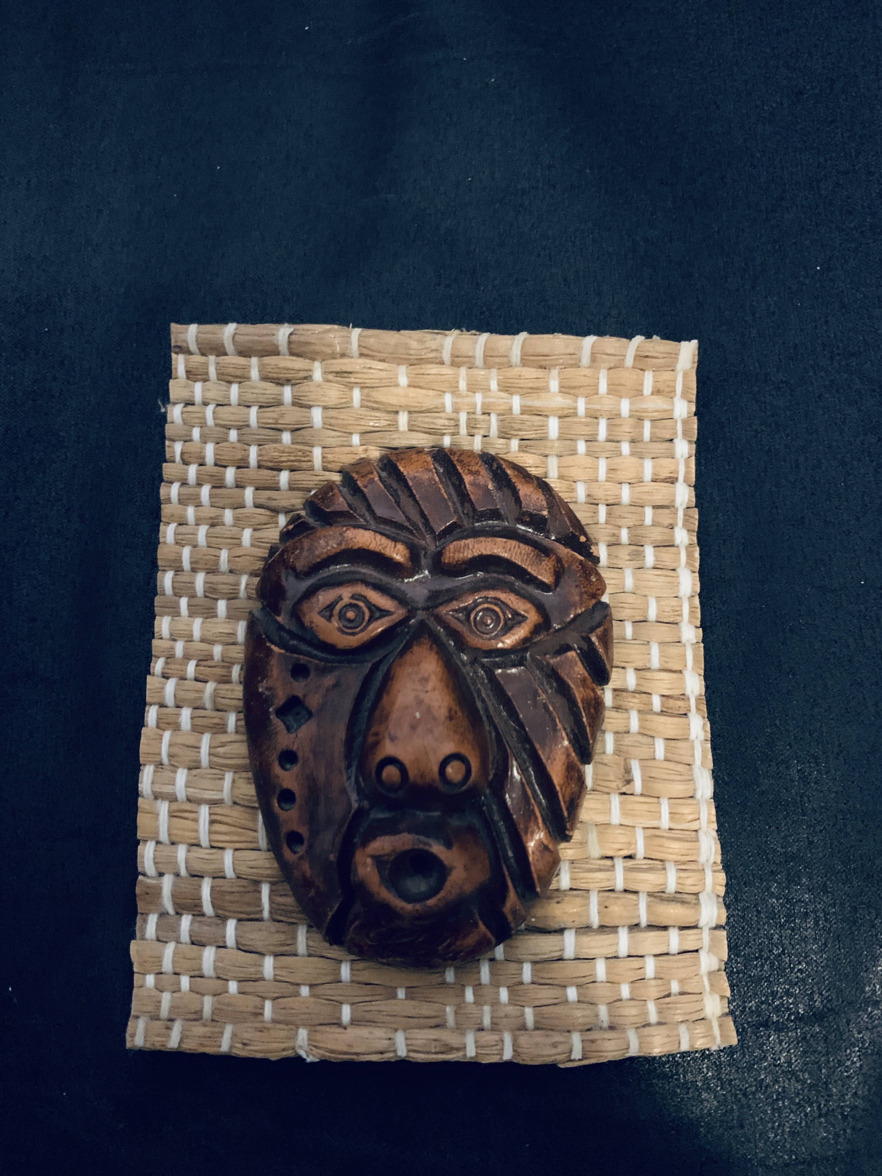 Masque cuba Tainos en terre cuite 13cm cubain ancien vintage sur tissage