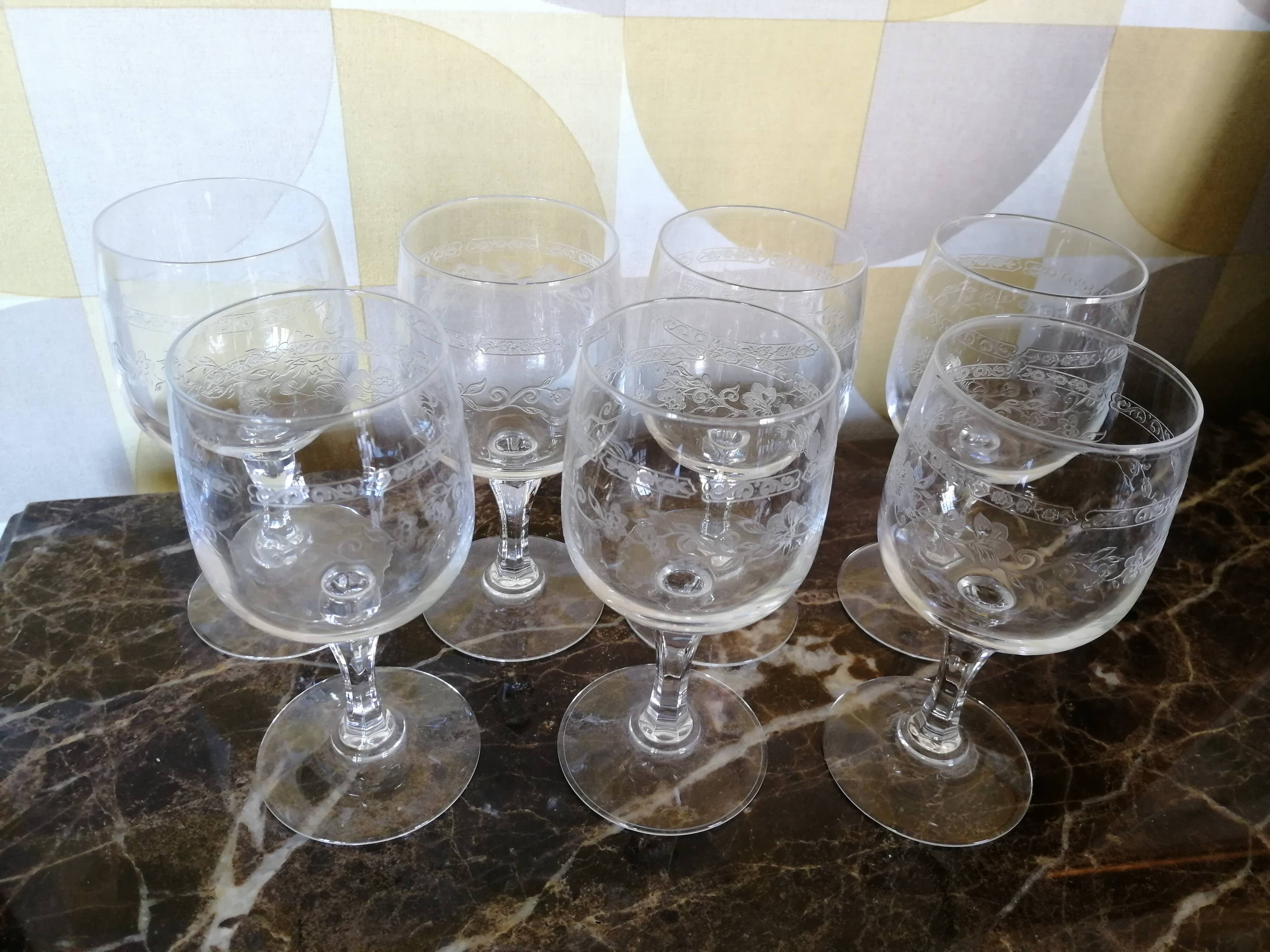 Lot of 7 engraved old glasses
