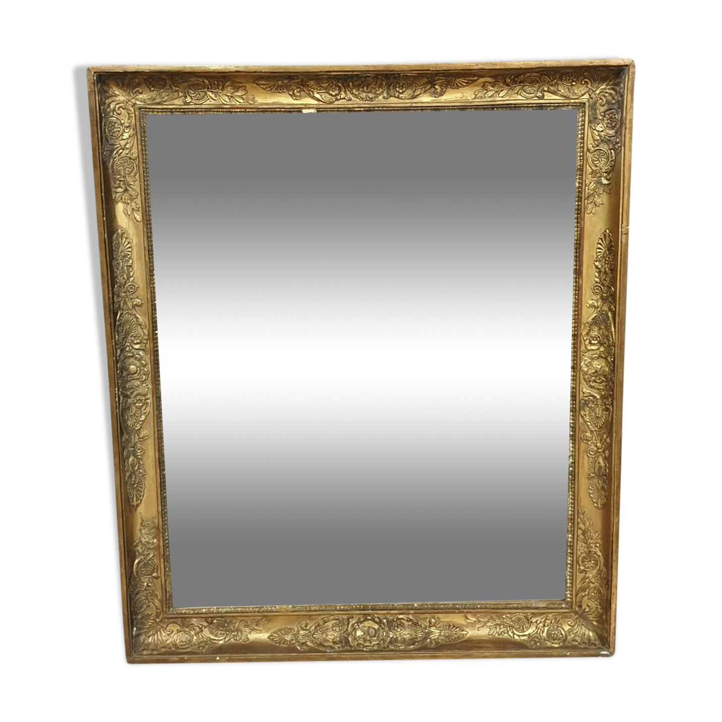 Miroir époque empire en bois doré 70x85cm