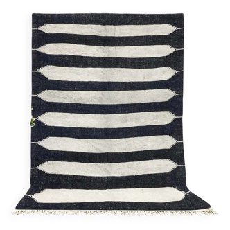 Authentic handmade Moroccan rug 3x2 m