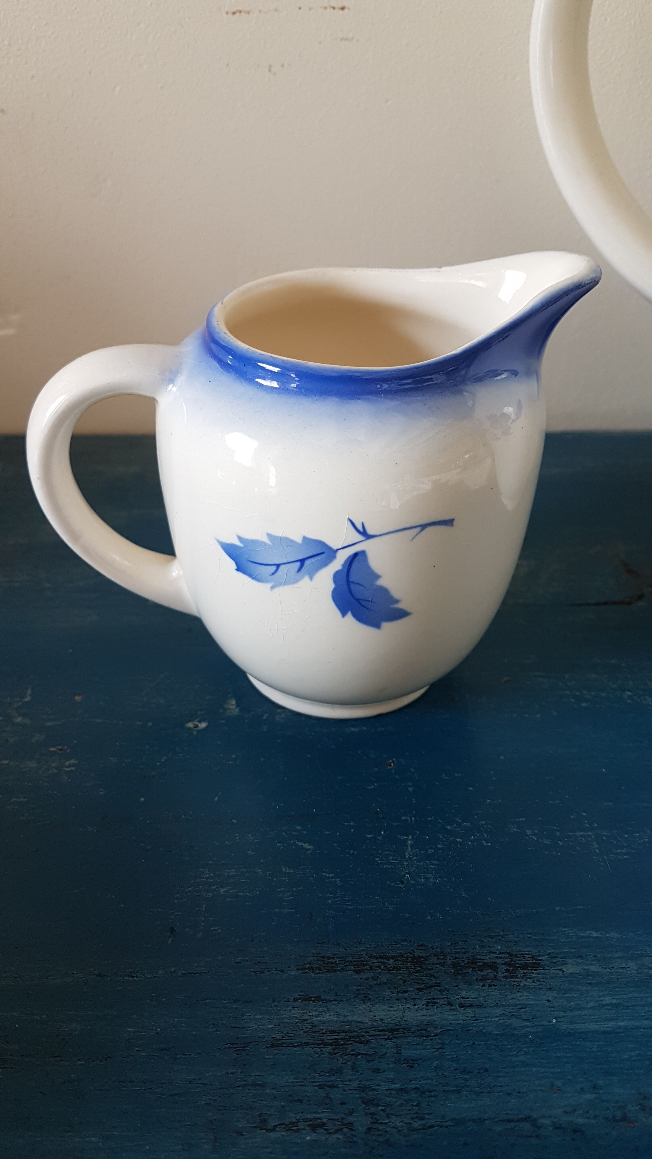 Flower decorated earthenware coffee service