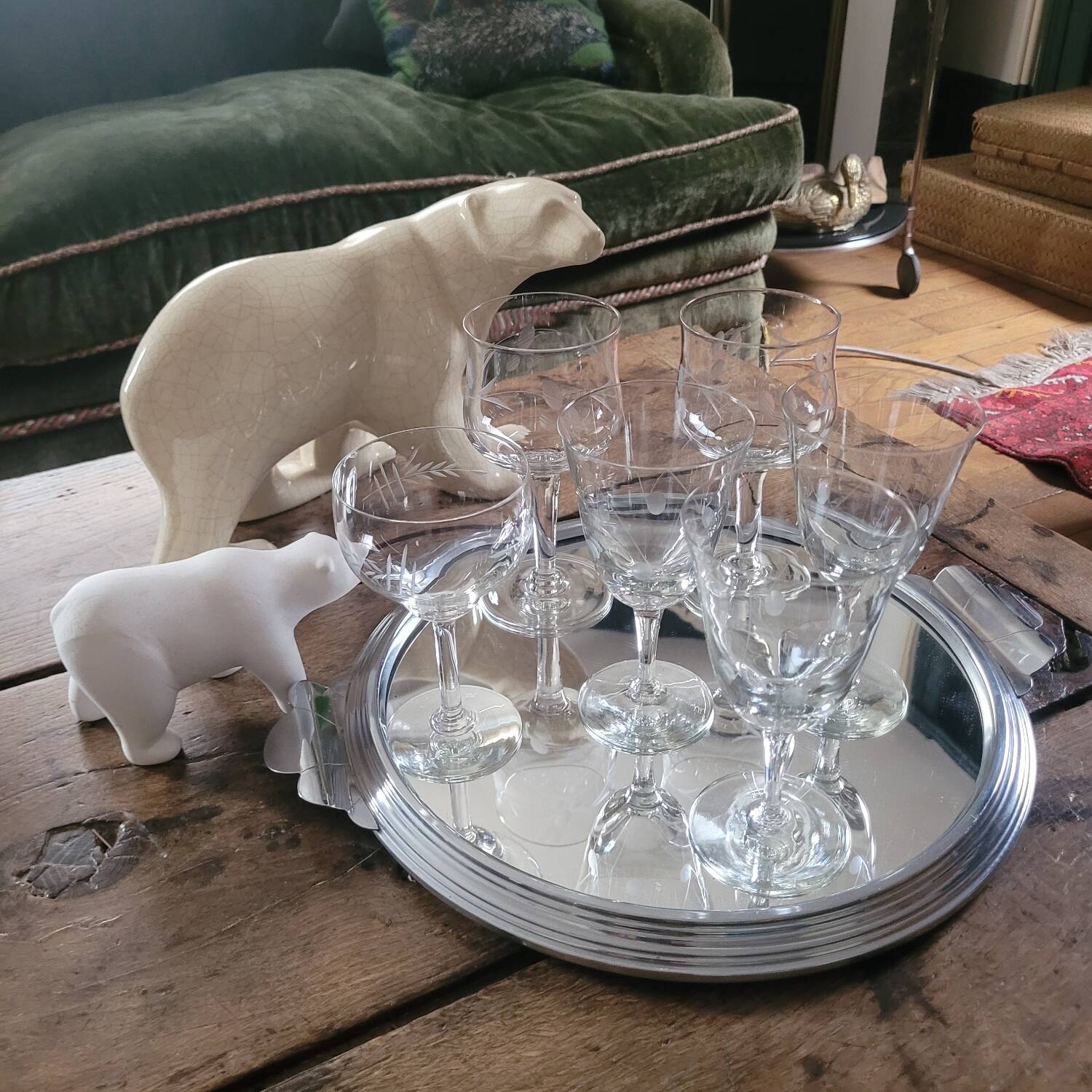 Set of 6 antique chiseled glasses – mismatched & original