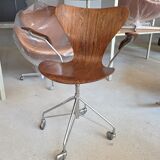 Arne Jacobsen 3217 rosewood desk chair Fritz Hansen