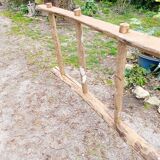 Old wood scale 3.2 m