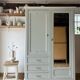 Armoire parisienne