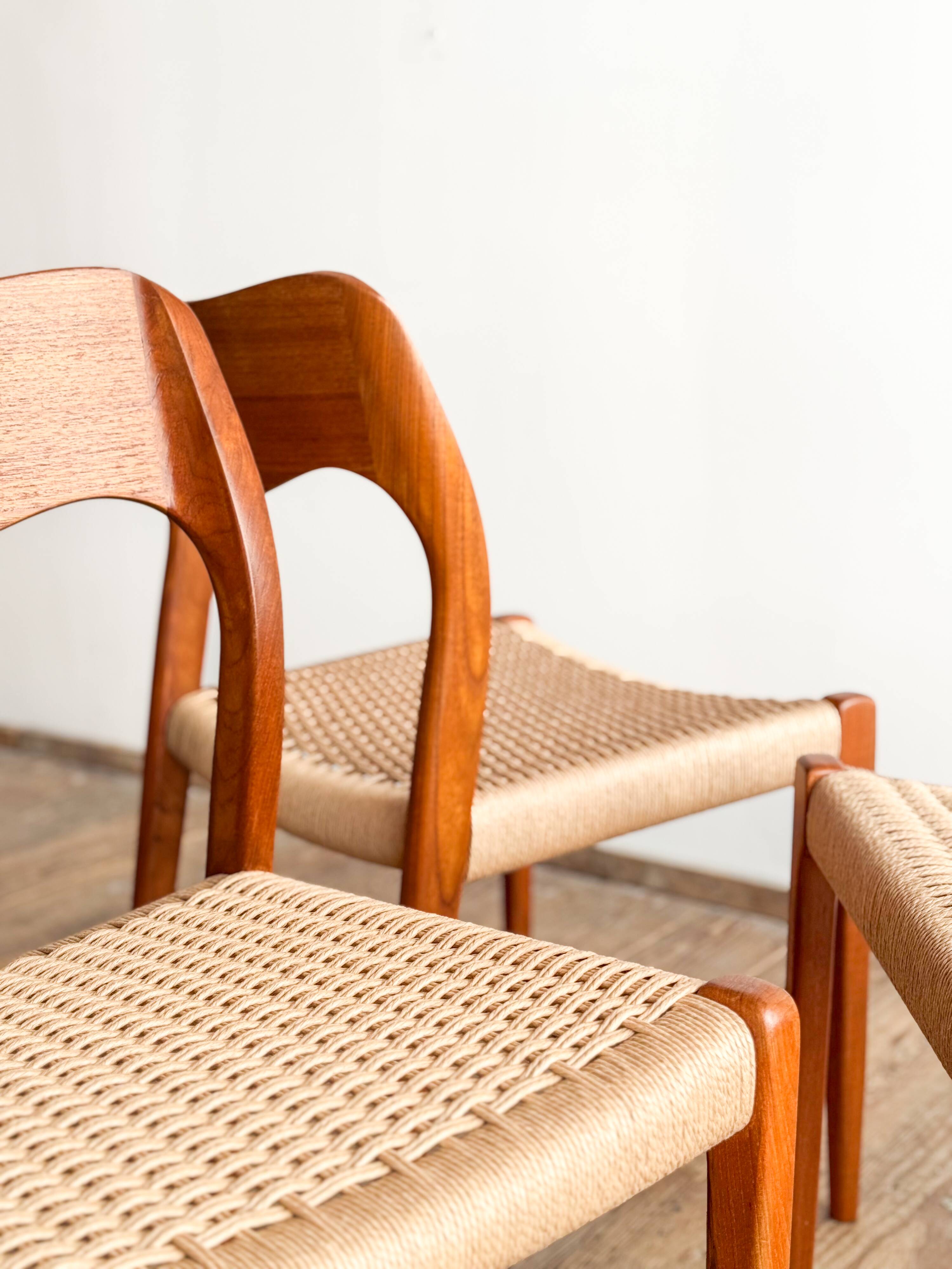 Set of 4 chairs 71 in teak by Niels O. Møller, JL Moller, Mid Century