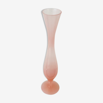 Vase en opaline