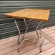 Table pliante vintage en formica