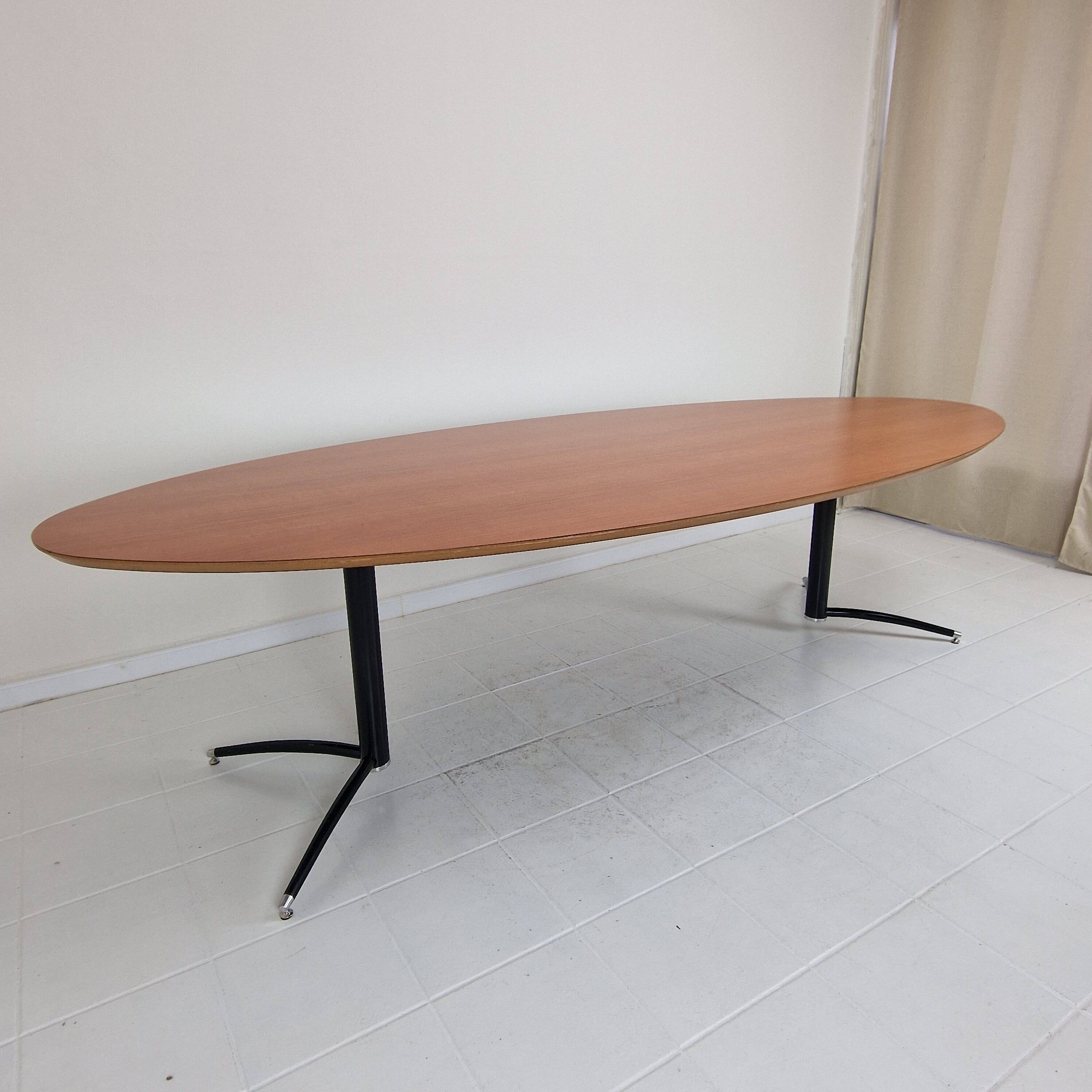 Extra large oval dining or conference table by Artifort