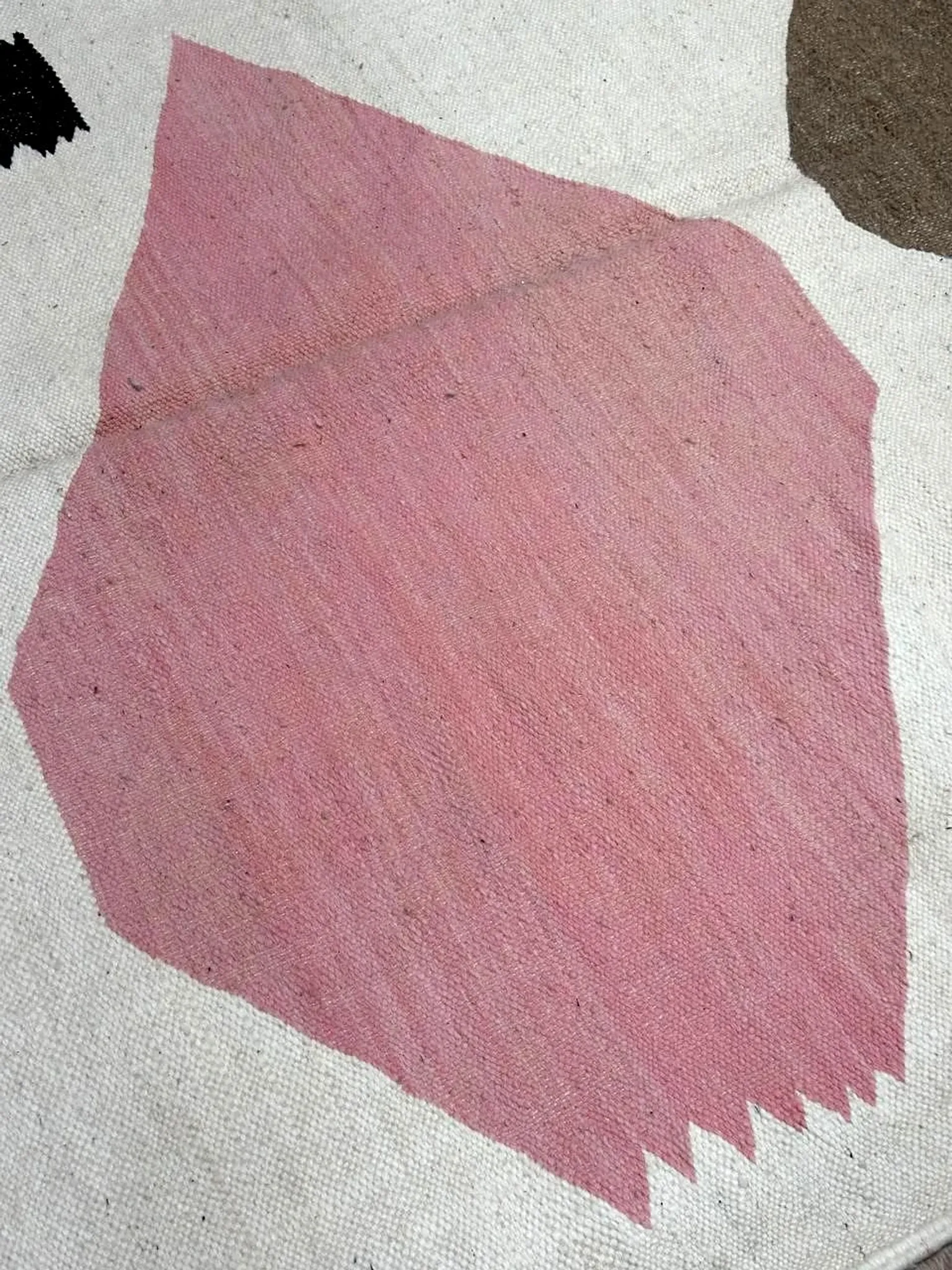 Berber rug in fine wool – Abstract shapes